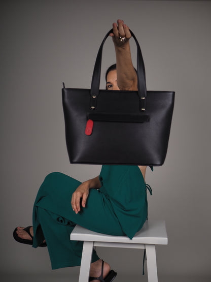 Jeannette — Leather Tote Bag with Zipper black